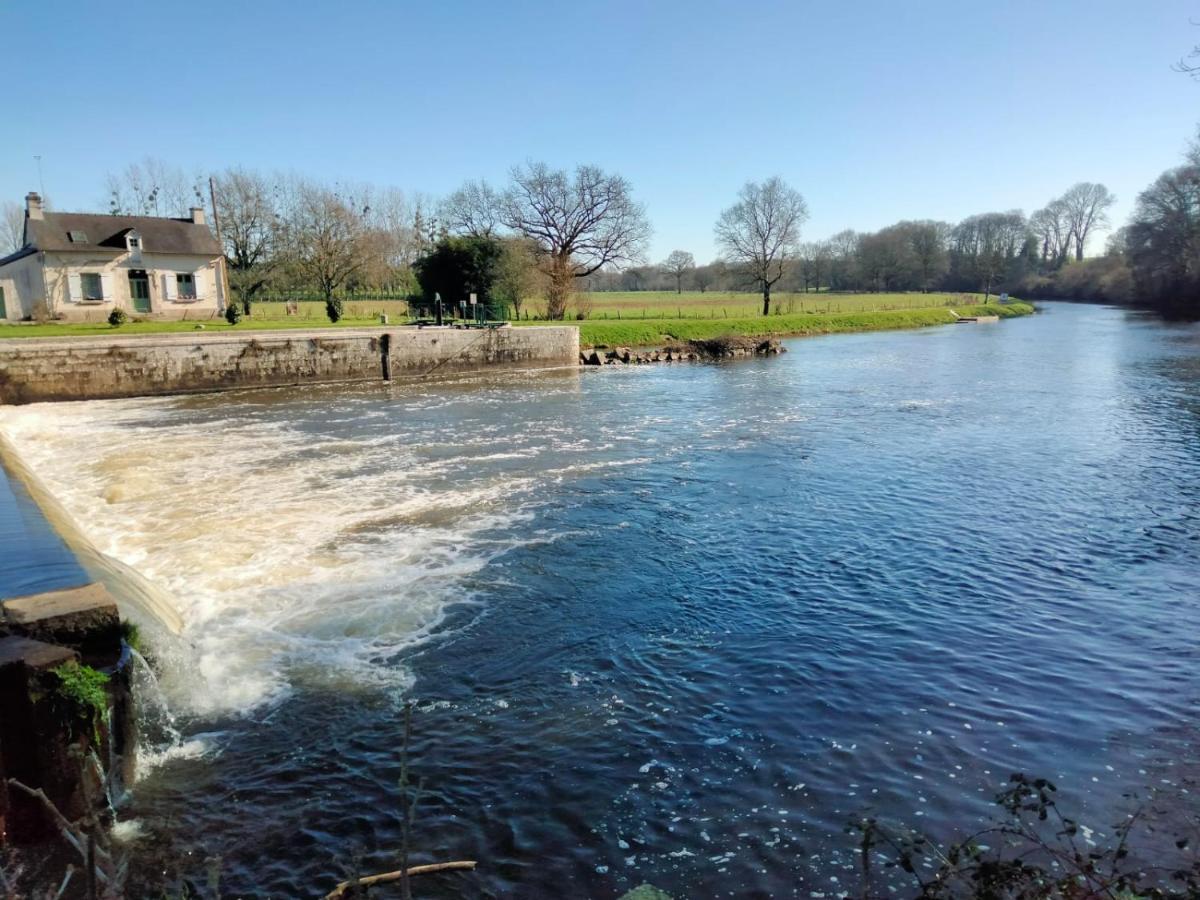 Hebergement Canal Val D'Oust Exteriör bild